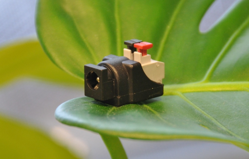 DC-Adapter Hona med snabbterminal